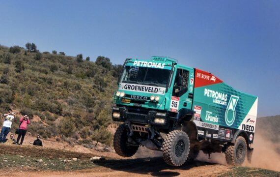 Triunfo de IVECO en la Baja España Aragon